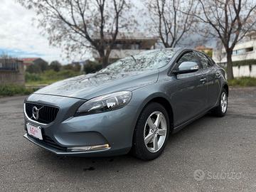 Volvo V40 D2 DISPLAY/NAVI