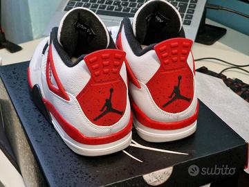 Air Jordan 4 retro Red Cement 