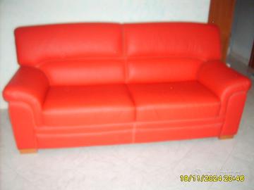 Divano in pelle rossa - No letto