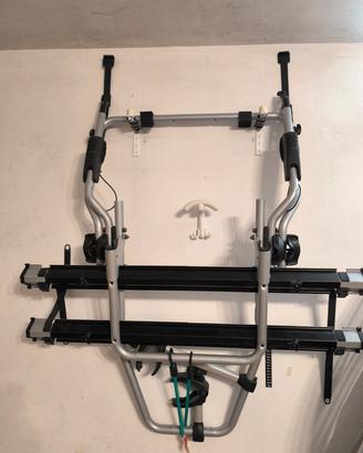 Portabici da portellone THULE