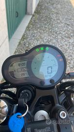 Moto benelli leoncino