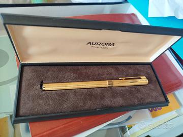 penna stilografica aurora