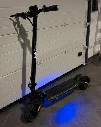 Monopattino elettrico teklio tk2