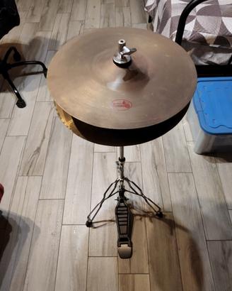 Piatti Hi-Hat con supporto della marca Tamburo