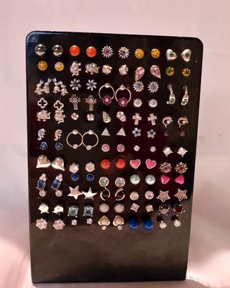 Orecchini piccoli in argento e pietre dure 