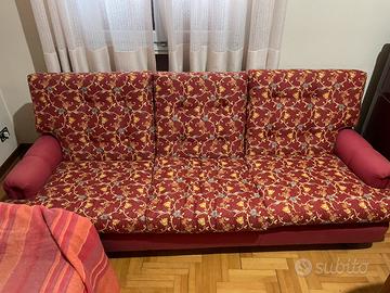 Divano tre posti