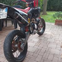Fantic 4t motard 125