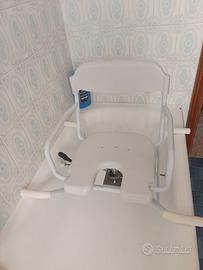 Sedia girevole per vasca da bagno 