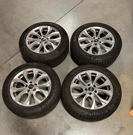 Set 4 ruote invernali Michelin cerchi in lega 17"