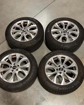 Set 4 ruote invernali Michelin cerchi in lega 17"