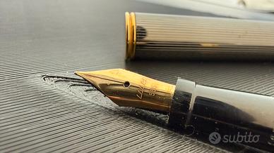 Lalex stilografica in metallo e pennino oro 14 kt