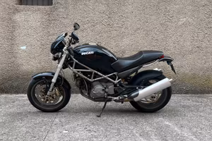 Ducati Monster 1000 S i.e.