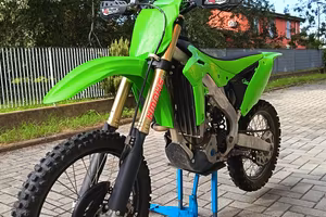 KAWASAKI KXF 250