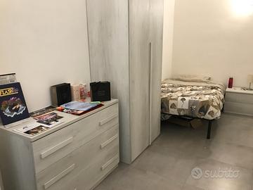 SINGOLA solo STUDENTESSE femmine 10min POLITECNICO