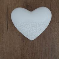 soprammobile in porcellana a forma di cuore