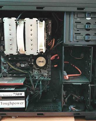 PC  DESKTOP / GAMING COME NUOVO I7 4790K