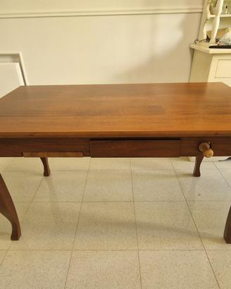 Tavolo da cucina in legno con prolunga e accessori