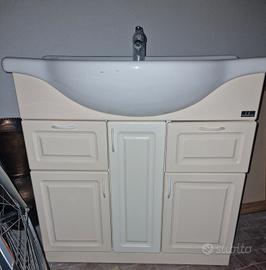 Mobile bagno Mobelhaus