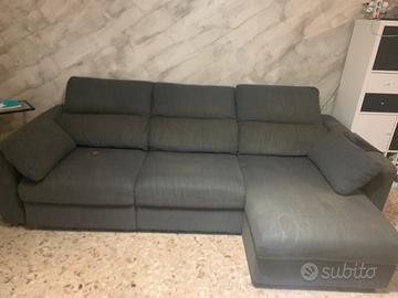 Divano letto con penisola