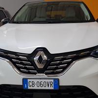 Renault Captur plug in e-tech Initiale paris 160cv