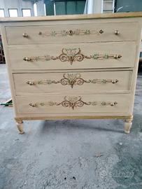 cassettone in stile Luigi Filippo decorato a mano