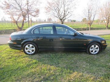 Jaguar S-Type 3.0 V6 Executive ASI Bollo 156 euro