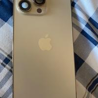 Scocca iPhone 14 pro max gold