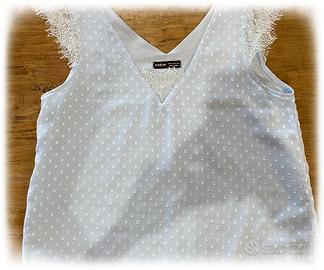 Canotta azzurra Shein con pizzo