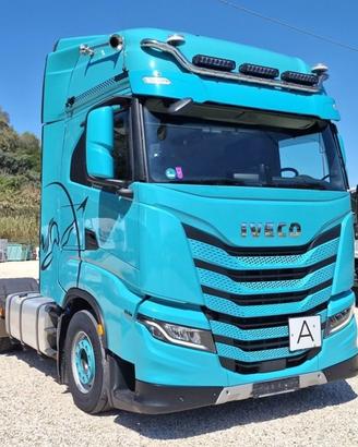 IVECO S-WAY 530 E6 INTARDER + IMPIANTO IDRAULICO