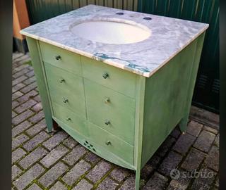 Mobile bagno in stile provenzale