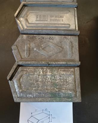 5 cassette in acciaio per arredo industriale 