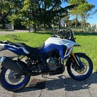 Suzuki V Strom DL 800 DE km0