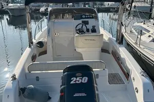 Terminal Boat Freetime 24, suzuki 250 cv, 2013