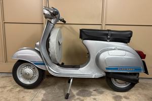 Piaggio vespa primavera Et3