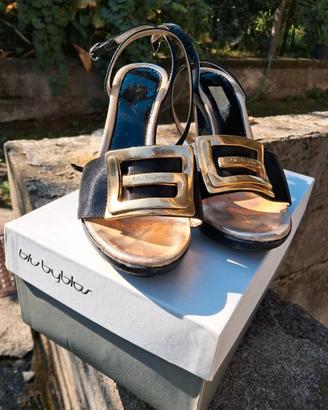 Scarpa Blu Byblos nr 38 con raso nero ed oro