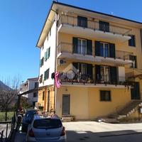 4 LOCALI A VILLA LATINA