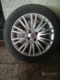 Gomme e cerchi Bravo