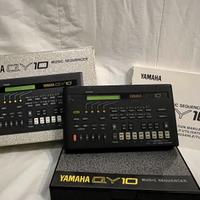 Yamaha QY 10 music workstation
