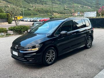 Volkswagen Touran 2.0 tdi Executive dsg