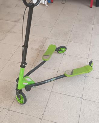 monopattino a farfalla 