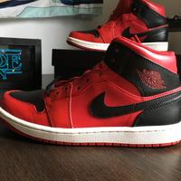 Air Jordan 1 MID