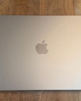 Apple MacBook Air M2, 8core CPU,10core GPU, 16GB