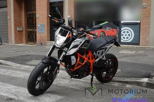 KTM 690 Duke KTM 690 -BATTERIA NUOVA-