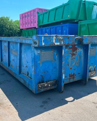 CONTAINER SCARRABILE USATO A CIELO APERTO