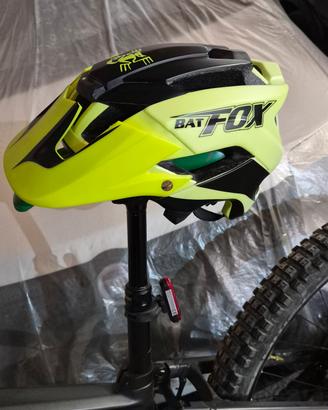 Casco fox