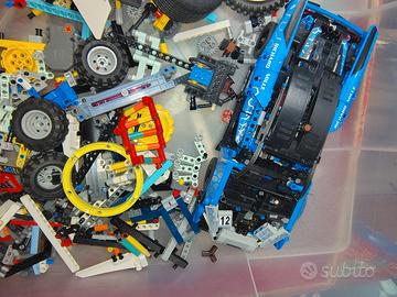 lego Technic misto usato