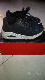 scarpe da ginnastica della skechers misura 28