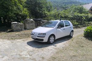 Fiat Punto 1.2 benzina neopatentato 