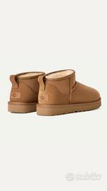 Ugg Mini Cammello N 40