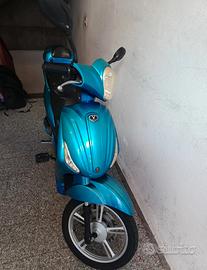 velocipede scooter elettrico vitale 